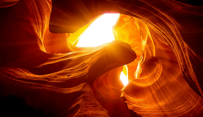 凯发天生一触即发制药盛装参展2024西鼎会，共绘健康产业新蓝图！